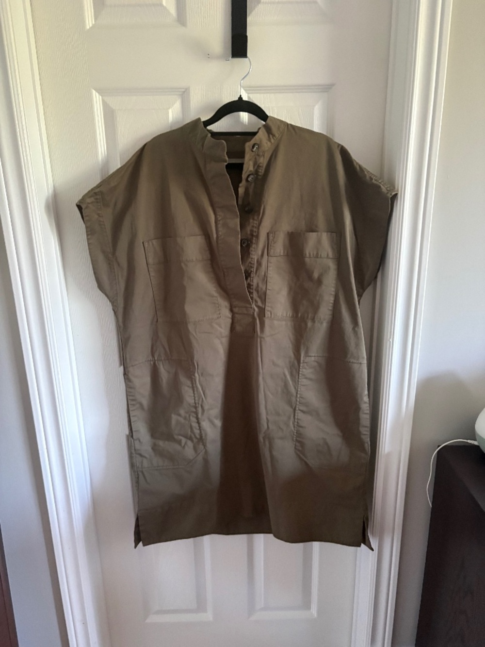 Brown shirt